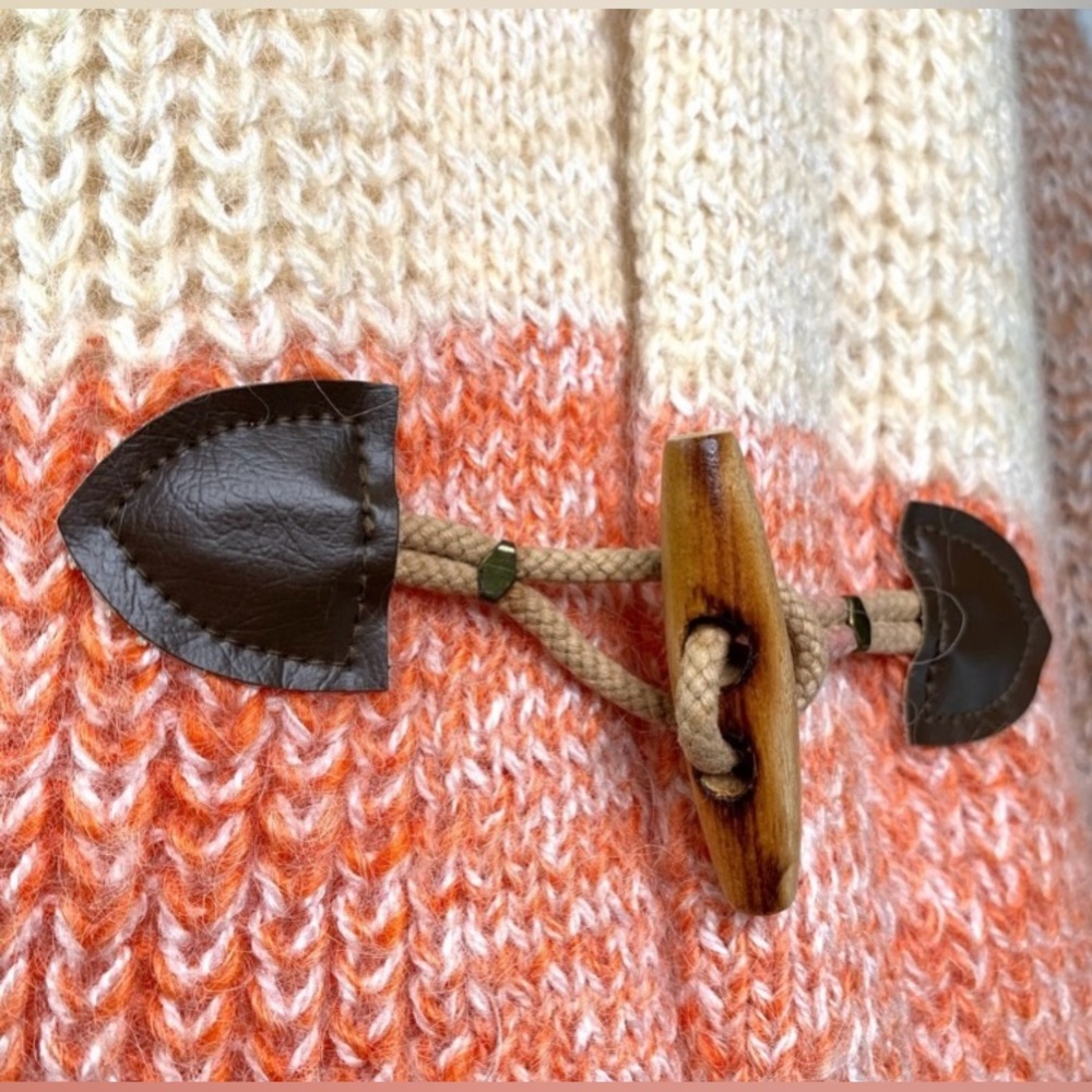 Vtg 70s Fall Evenings ๐ Gorgeous Vintage Chunky Knit Toggle Button Cardigan - Picture 3 of 9